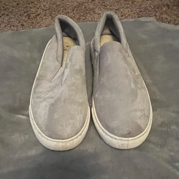 Grey slip ons - Picture 1 of 1